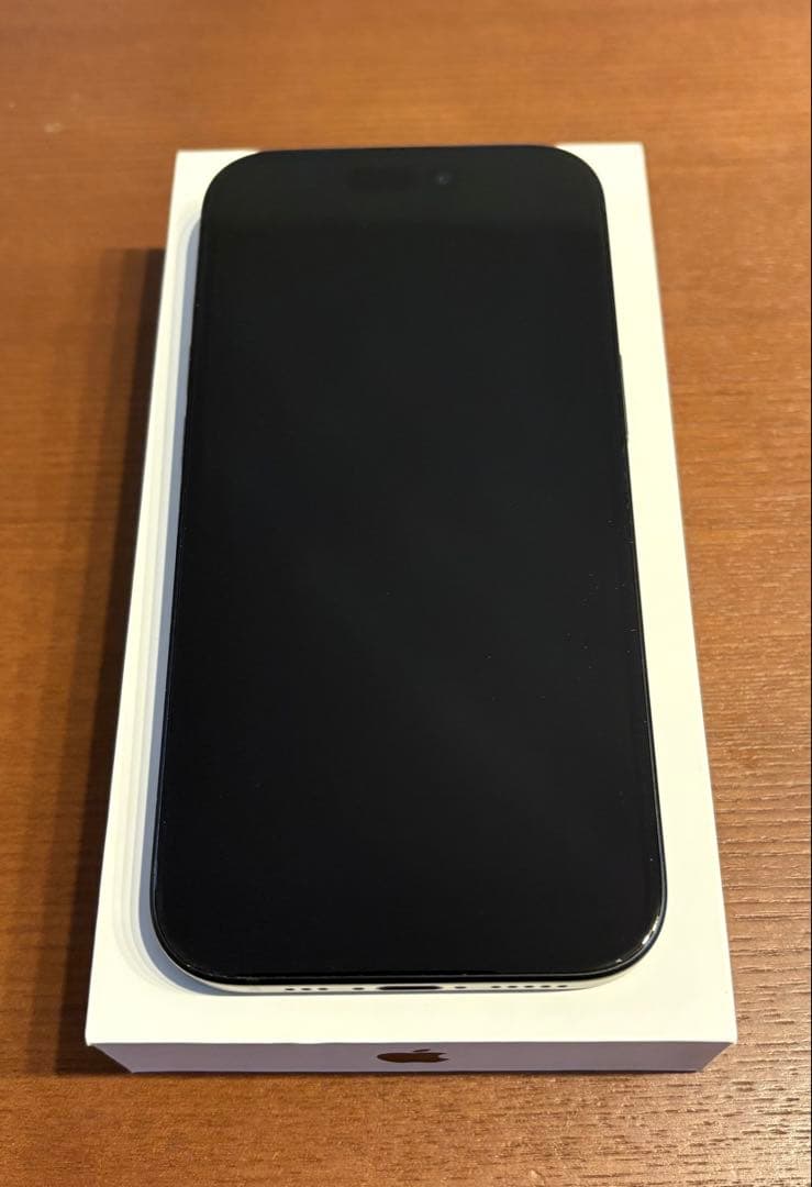 超美品 iPhone 15 128GB ブラック