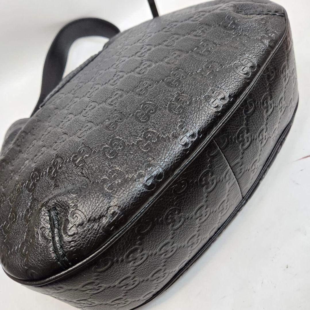 ほぼ未使用 GUCCI ホーボー型 GGシマレザー ショルダーバッグ