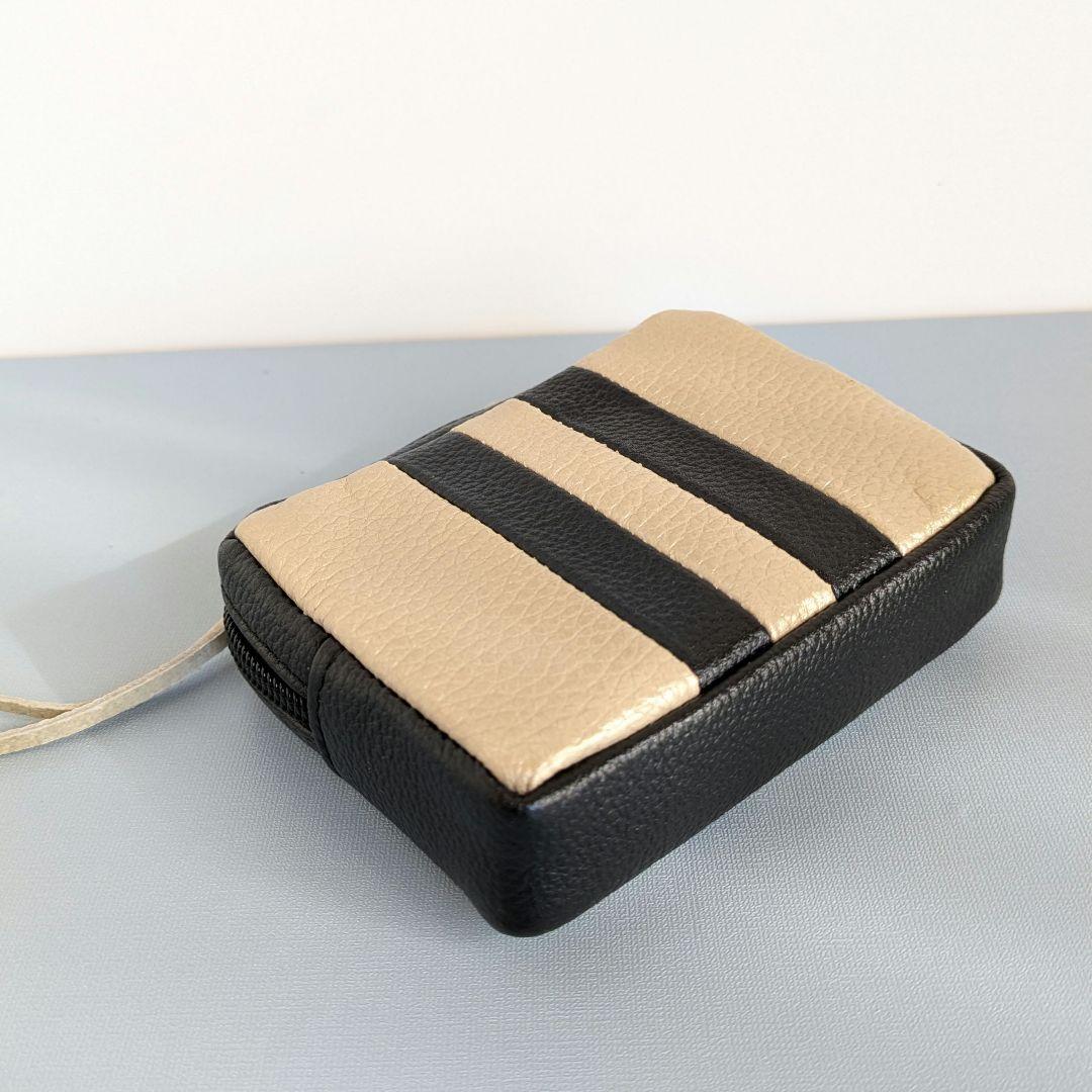 orika　ポーチ　スクエアバック