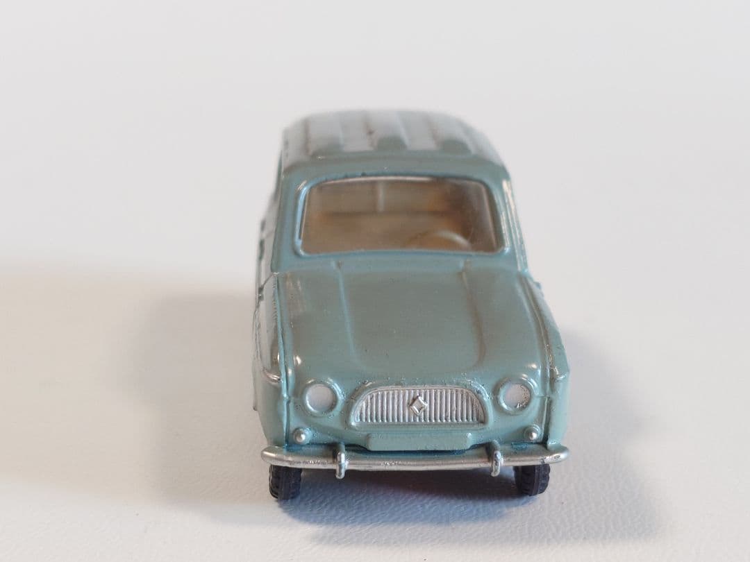 ミニカー DINKY No.518 RENAULT 4L