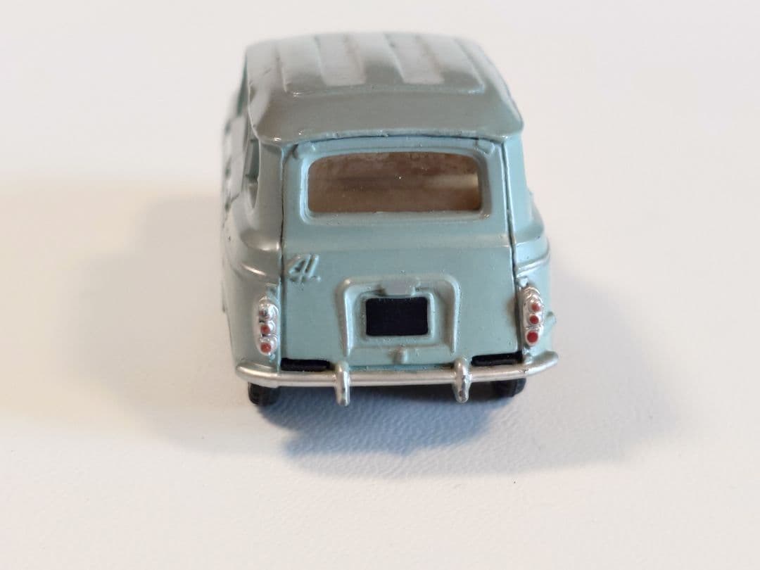 ミニカー DINKY No.518 RENAULT 4L