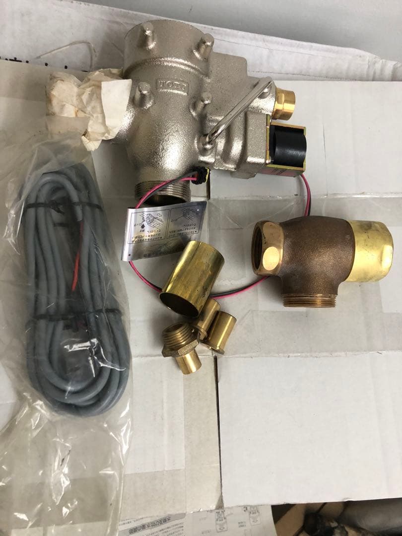 TOTO節水フラッシュバルブ