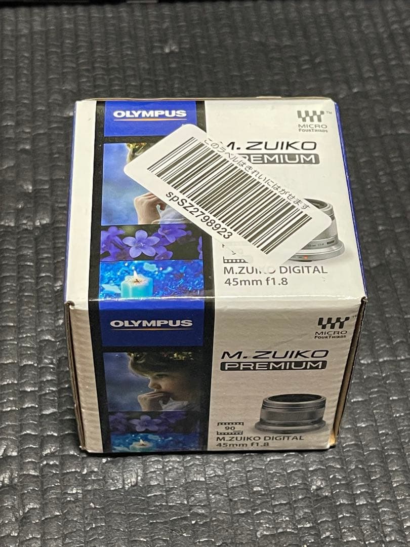 OLYMPUS 単焦点レンズ シルバー　45mm f1.8