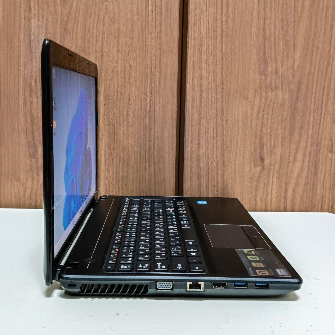 Lenovo Corei7 メモリ16GB SSD512GB Webカメラ
