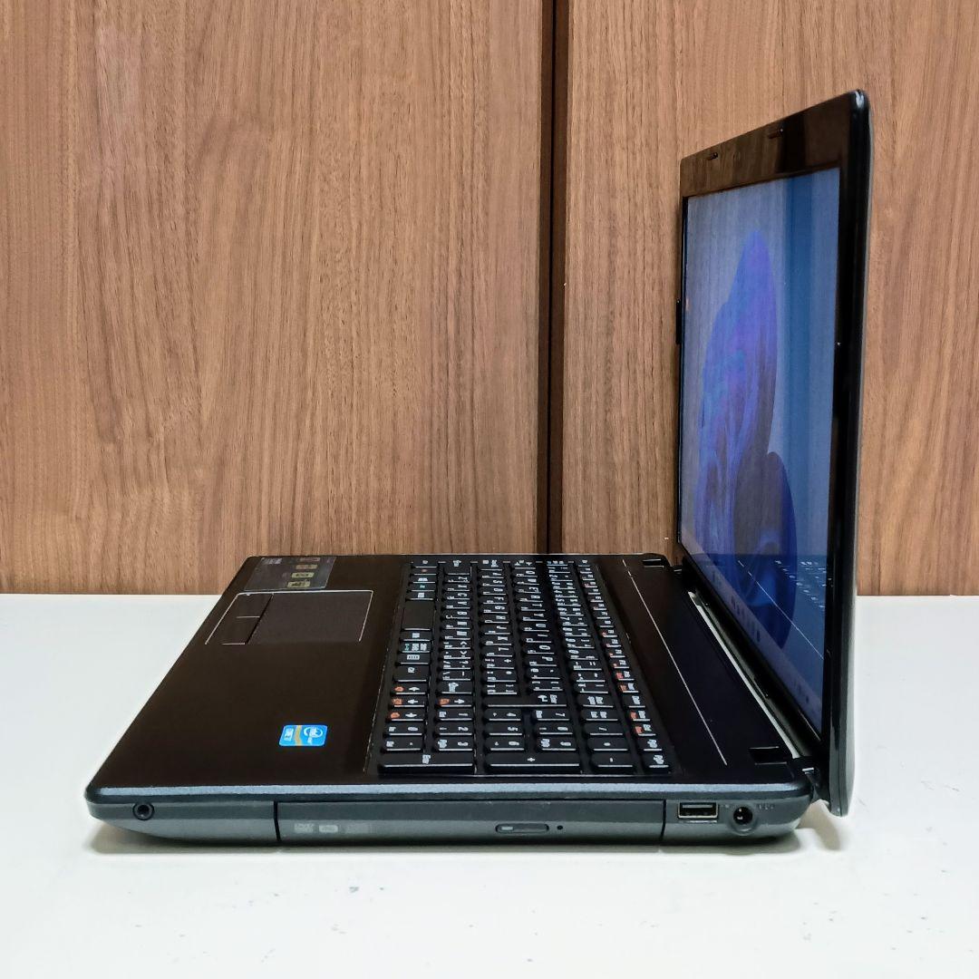 Lenovo Corei7 メモリ16GB SSD512GB Webカメラ