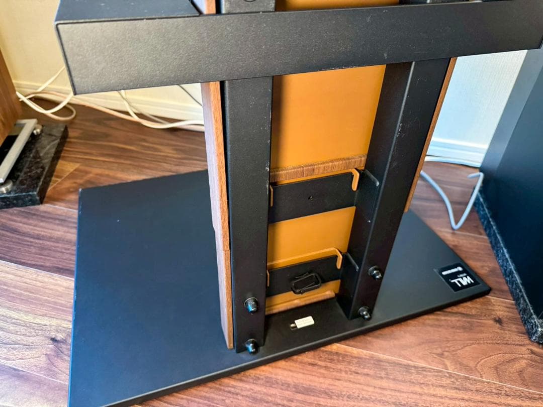 EQUALS WALL V2 テレビスタンド ロータイプ WLTVA5238