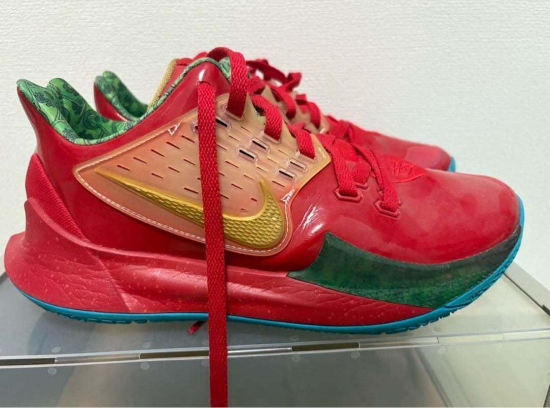 Nike Kyrie low2 カイリーロー2 スポンジボブ