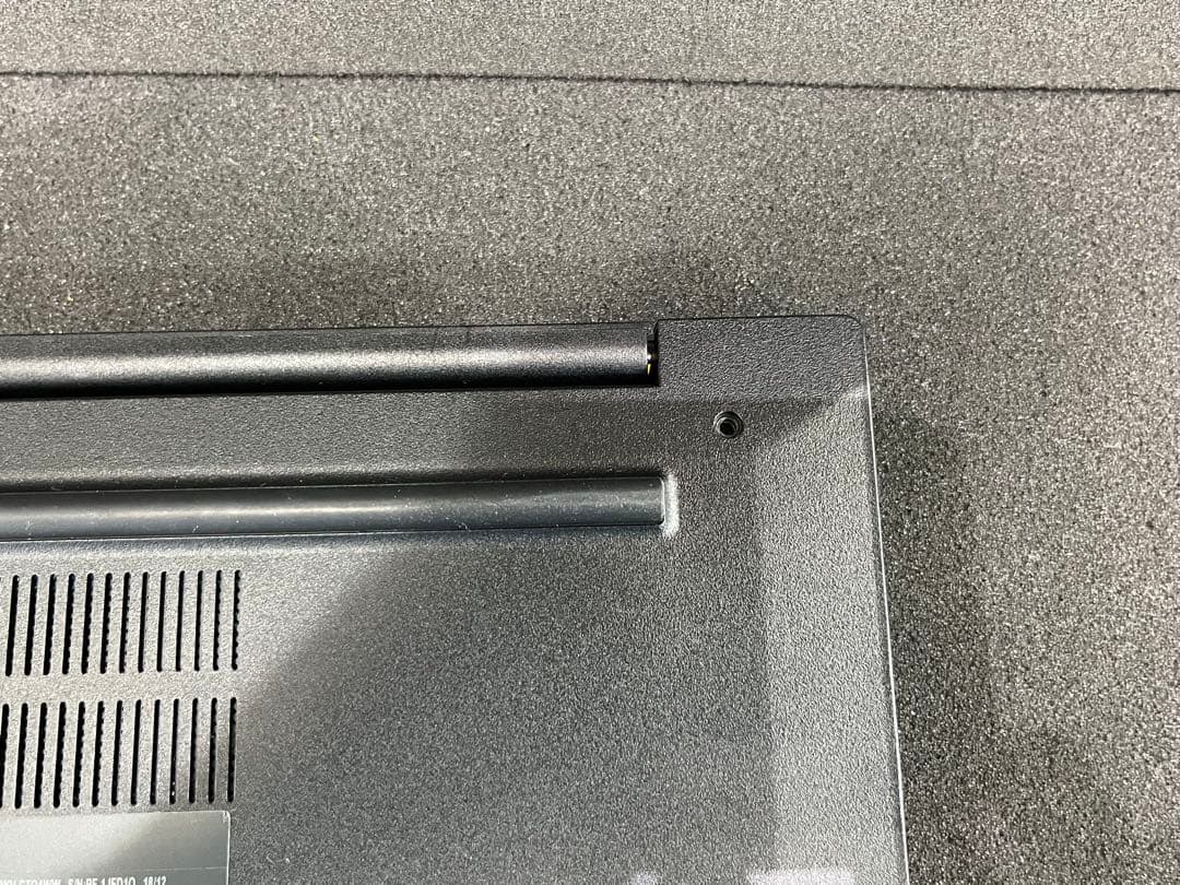 8GBメモリ&SSD搭載 Lenovo ThinkPad E585