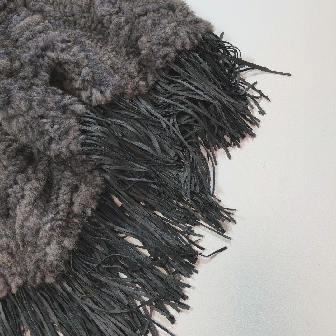 【極美品】ミンクヤーン 　ポンチョ　フード付きミンクファー　羊革フリンジ 毛皮