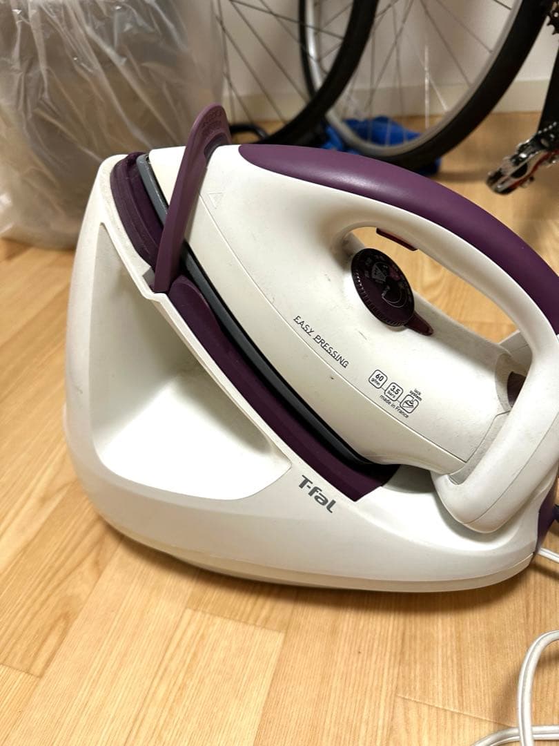 ⭐️美品⭐️ティファール スチームアイロン イージープレシング GV5240J3