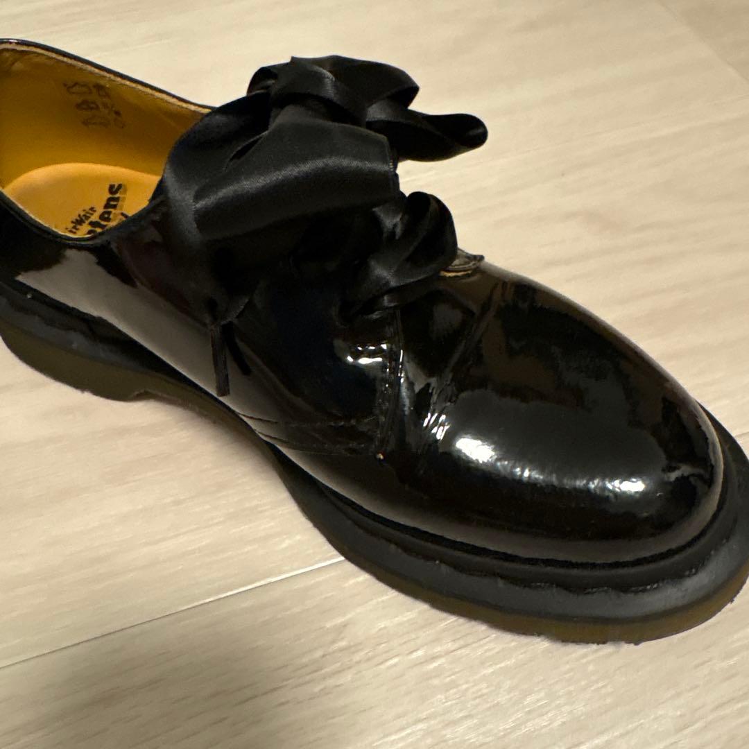 Dr. Martens ブラックローファー リボン付き