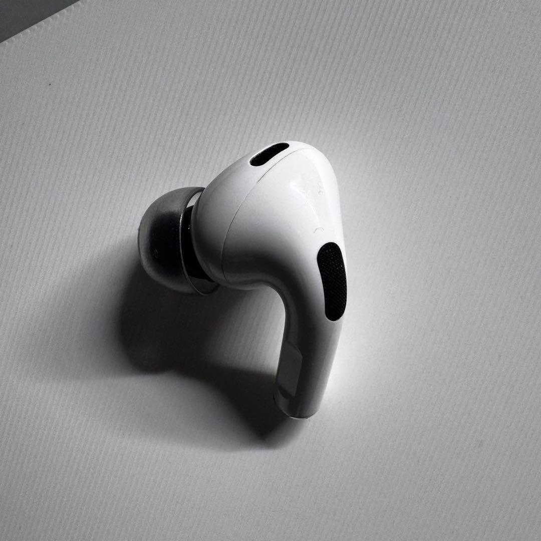 AirPods Pro 2（USB-Cモデル）+AZLAイヤーチップ＆黒ケース付