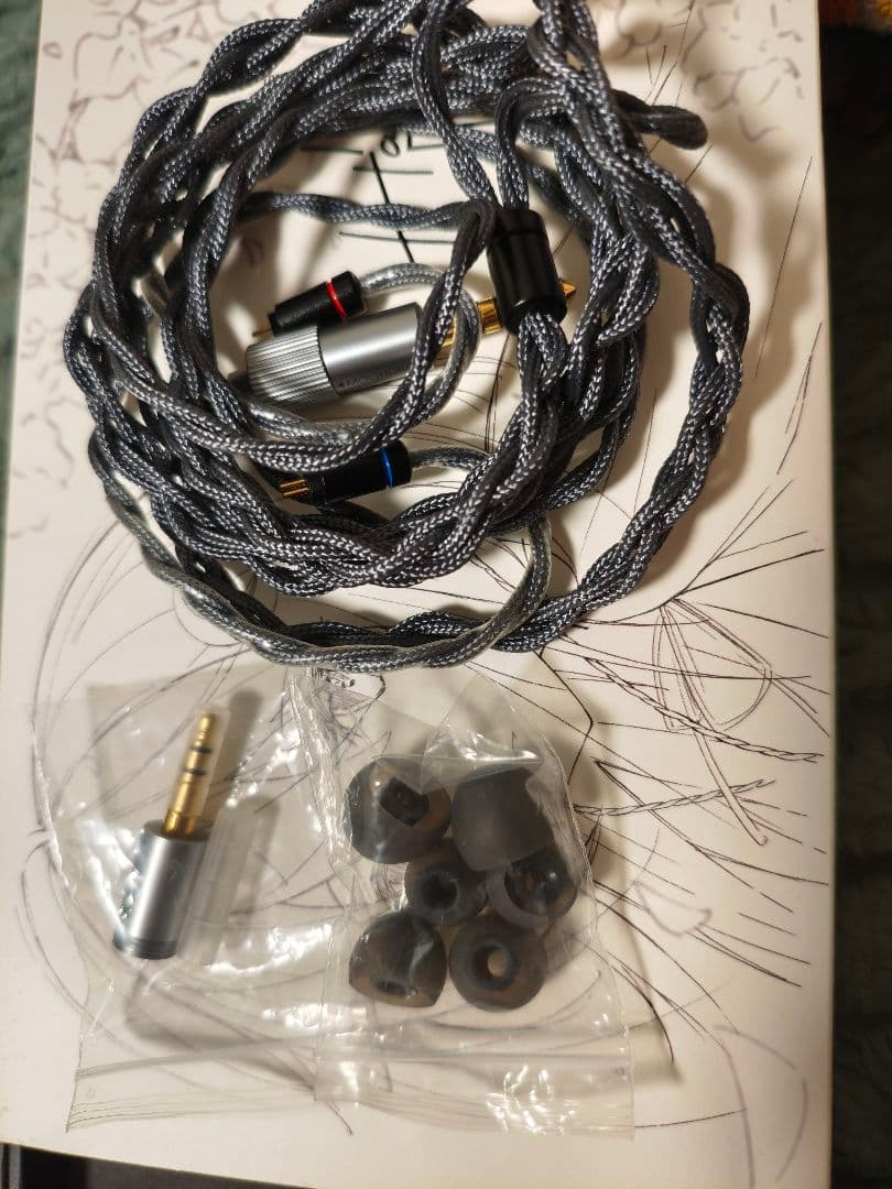 Moondrop Harmon 和鳴 有線イヤホン　水月雨