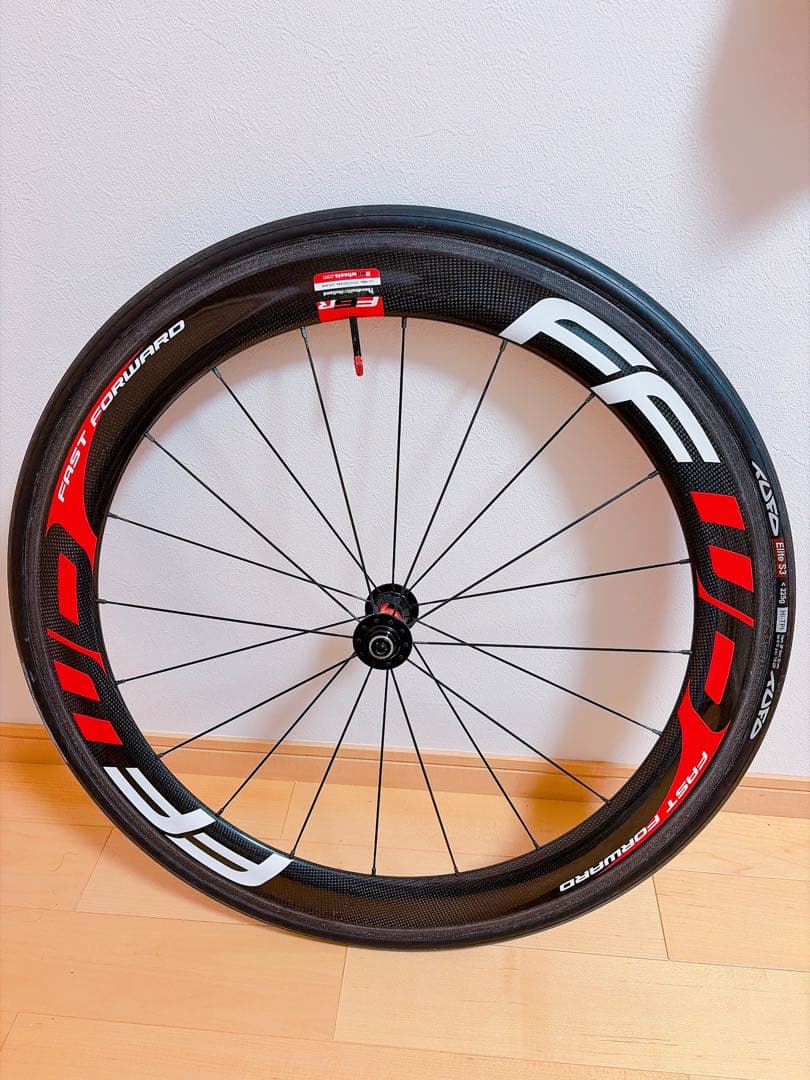 FAST FORWARD F6R カーボンホイール　ホイールバック付