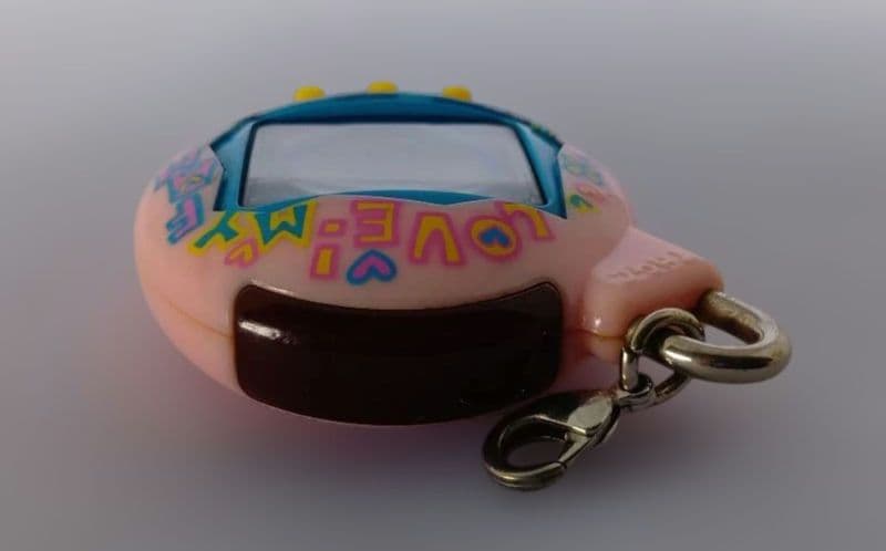 いぇー！ふぁみりーイロイロ！ たまごっち プラス ふぁみたまラブ(m37)