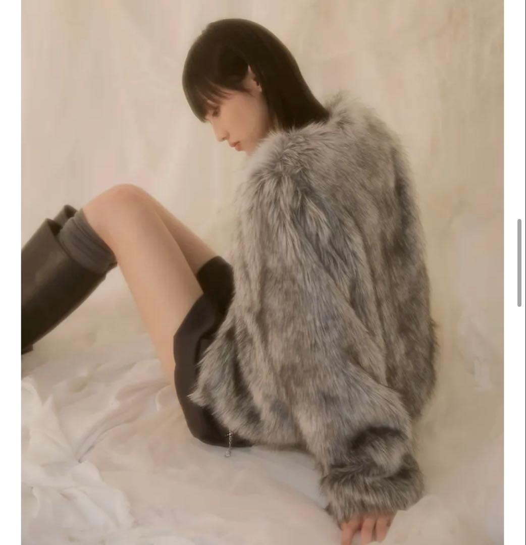 FLEREUP グレー ファーコート ジャケット　韓国　毛皮