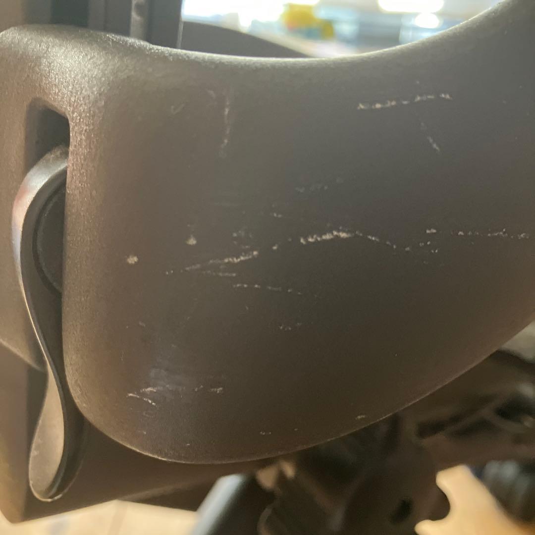 ハーマンミラー　アーロンチェア　中古