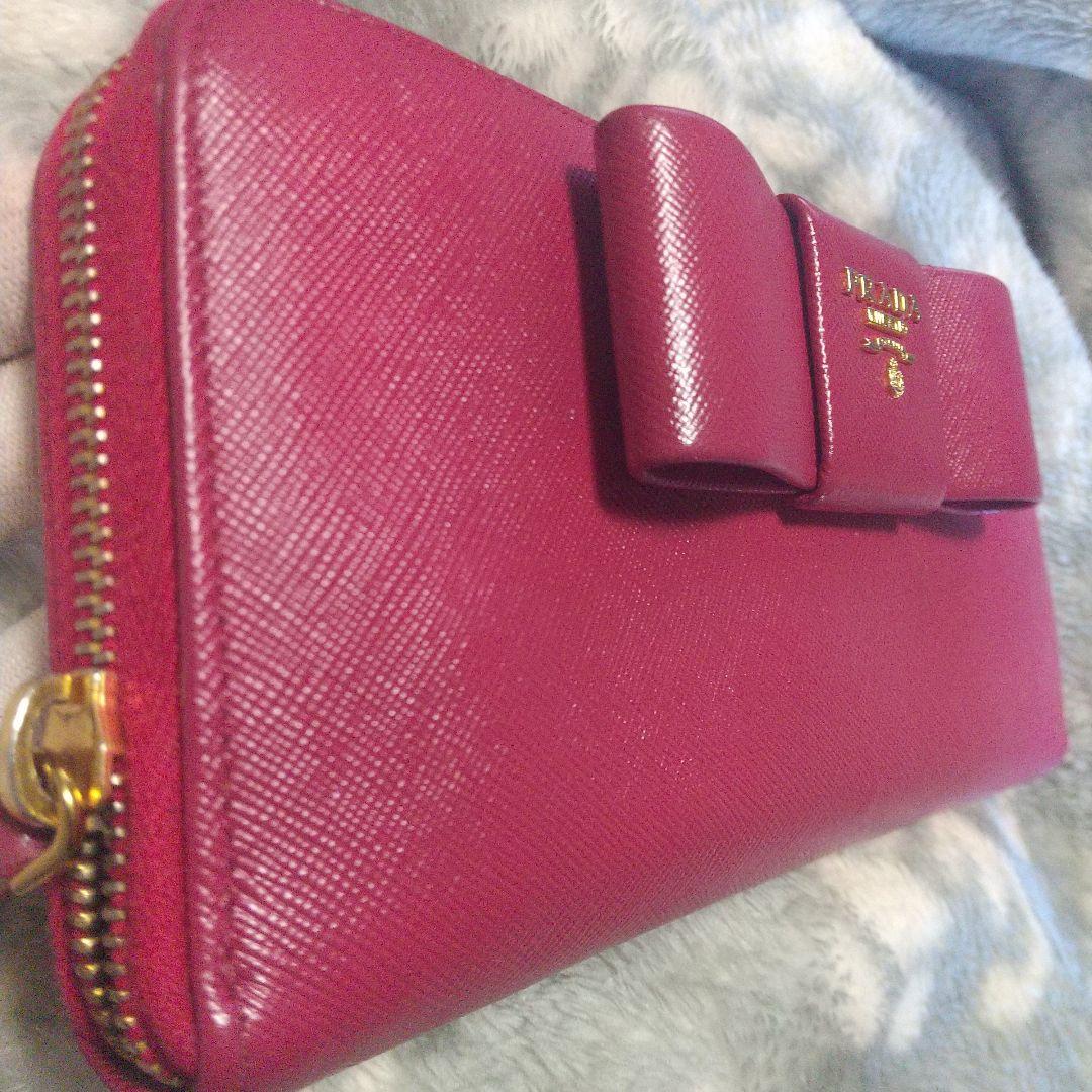 PRADA サフィアーノラウンドファスナー 長財布 リボン付き