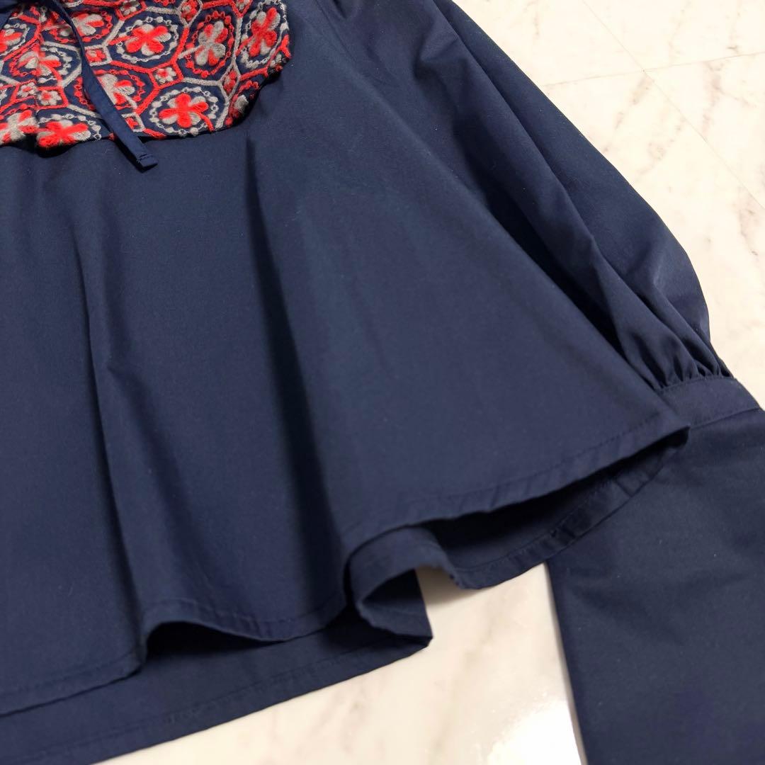 【新品タグ付き】ロージーモンスター クローバー エンブロイダリーカラー ブラウス