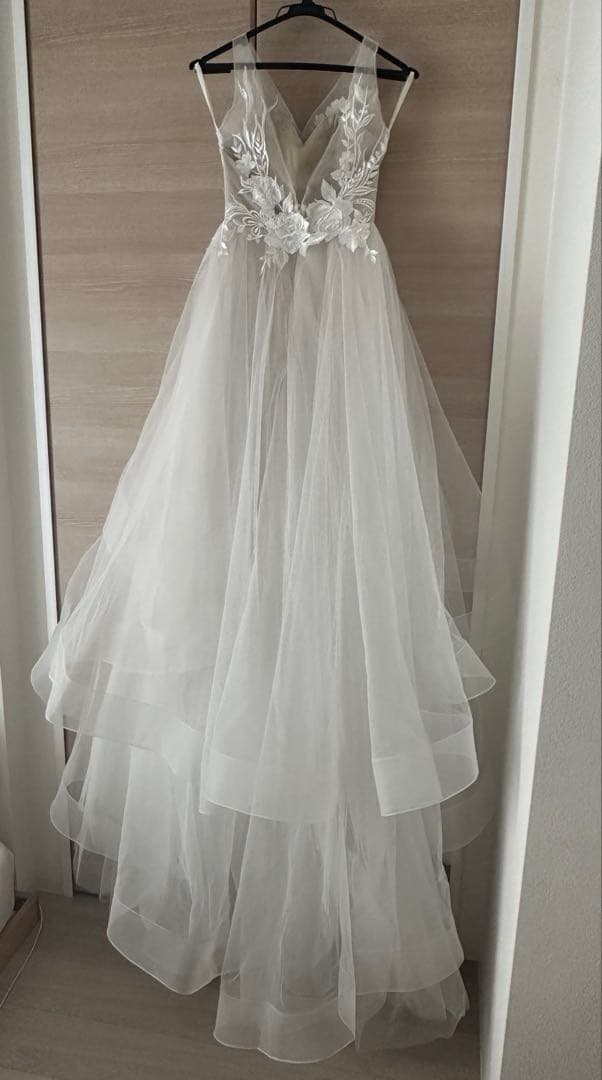 アーバンブランシュ ティアードフリル刺繍ドレス ウェディングドレス WD22