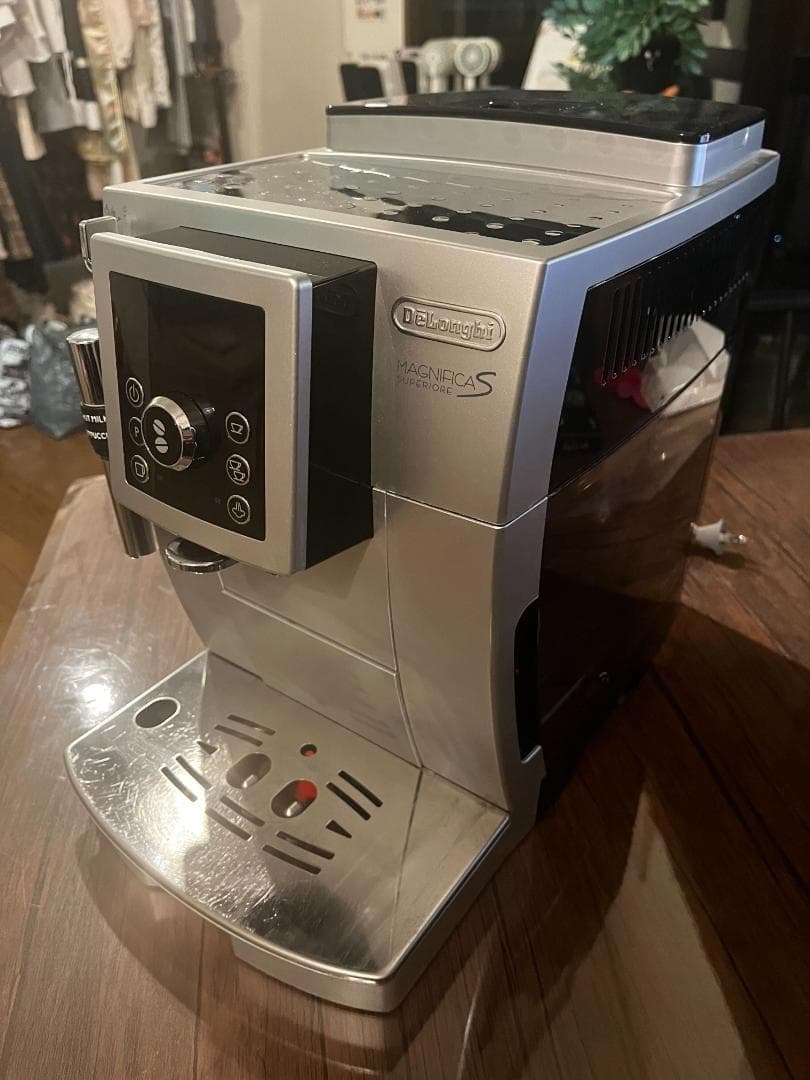 De'Longhi Magnifica S エスプレッソマシン　23時まで値下げ