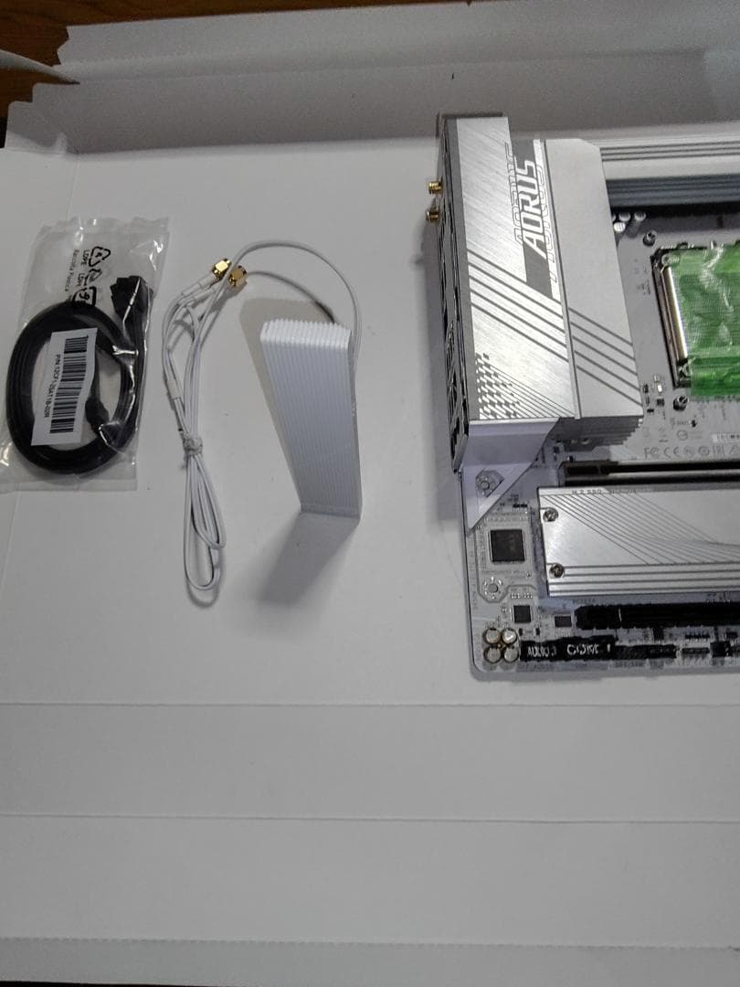 B650M AORUS ELITE AX ICE マザー　AM5マイクロATX