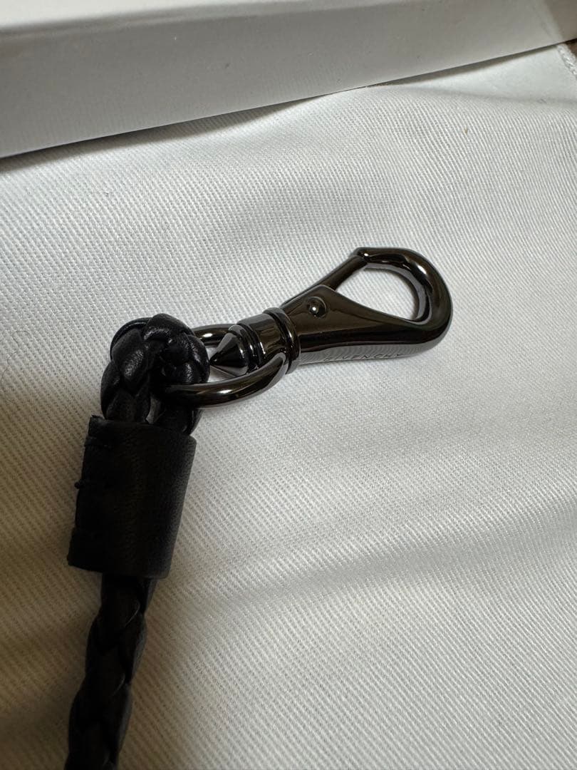 GIVENCHY ブラック ウォレットチェーン