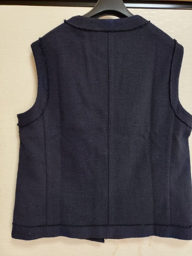 ebure　コットンツイードノースリーブジャケット　　ベスト