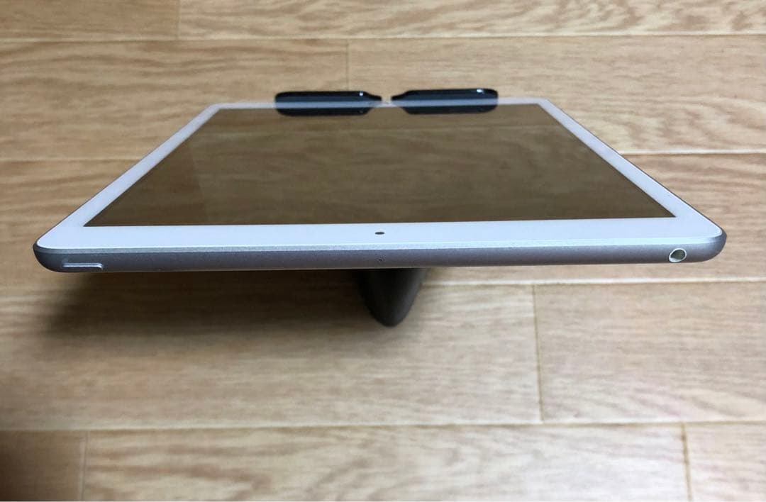 Ipad 第7世代32GB シルバーWi-Fiモデルバッテリー91%美品