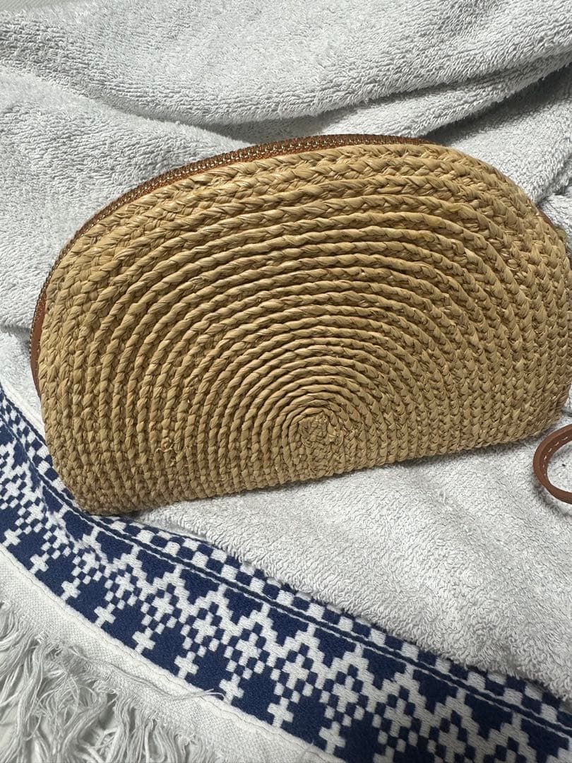 新品未使用　ヘレンカミンスキー　バッグ　ポーチ