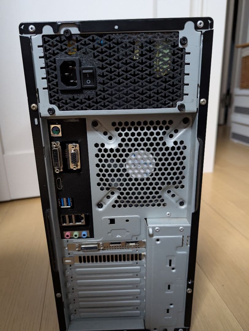 ライトゲーミングパソコン デスクトップパソコン pc