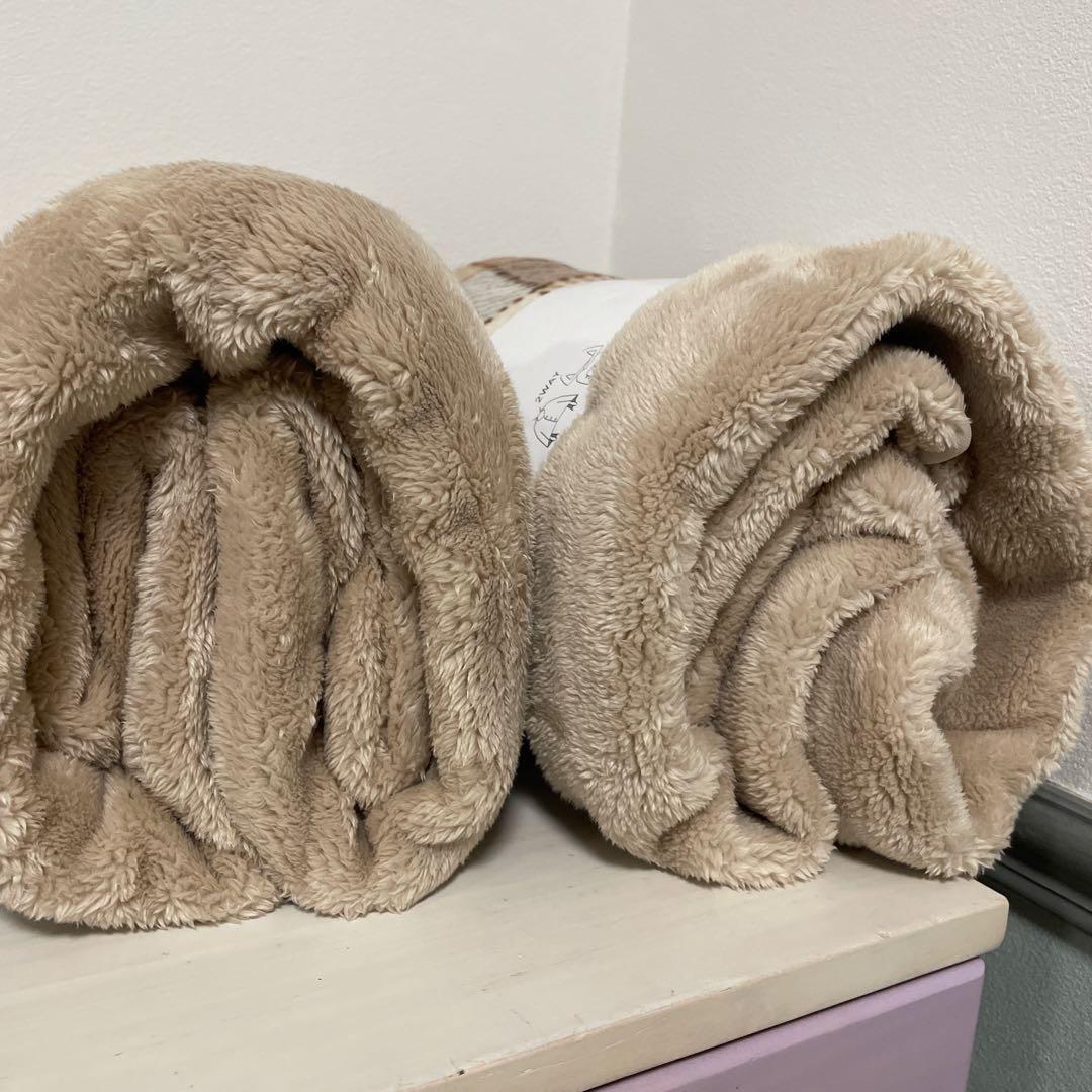 新品タグ付 UNIQLO フリース リバーシブル ブランケット 毛布 チェック