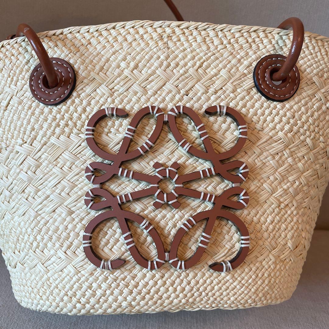 【美品】ロエベ アナグラム　バスケットバッグ　スモール　かごバッグ