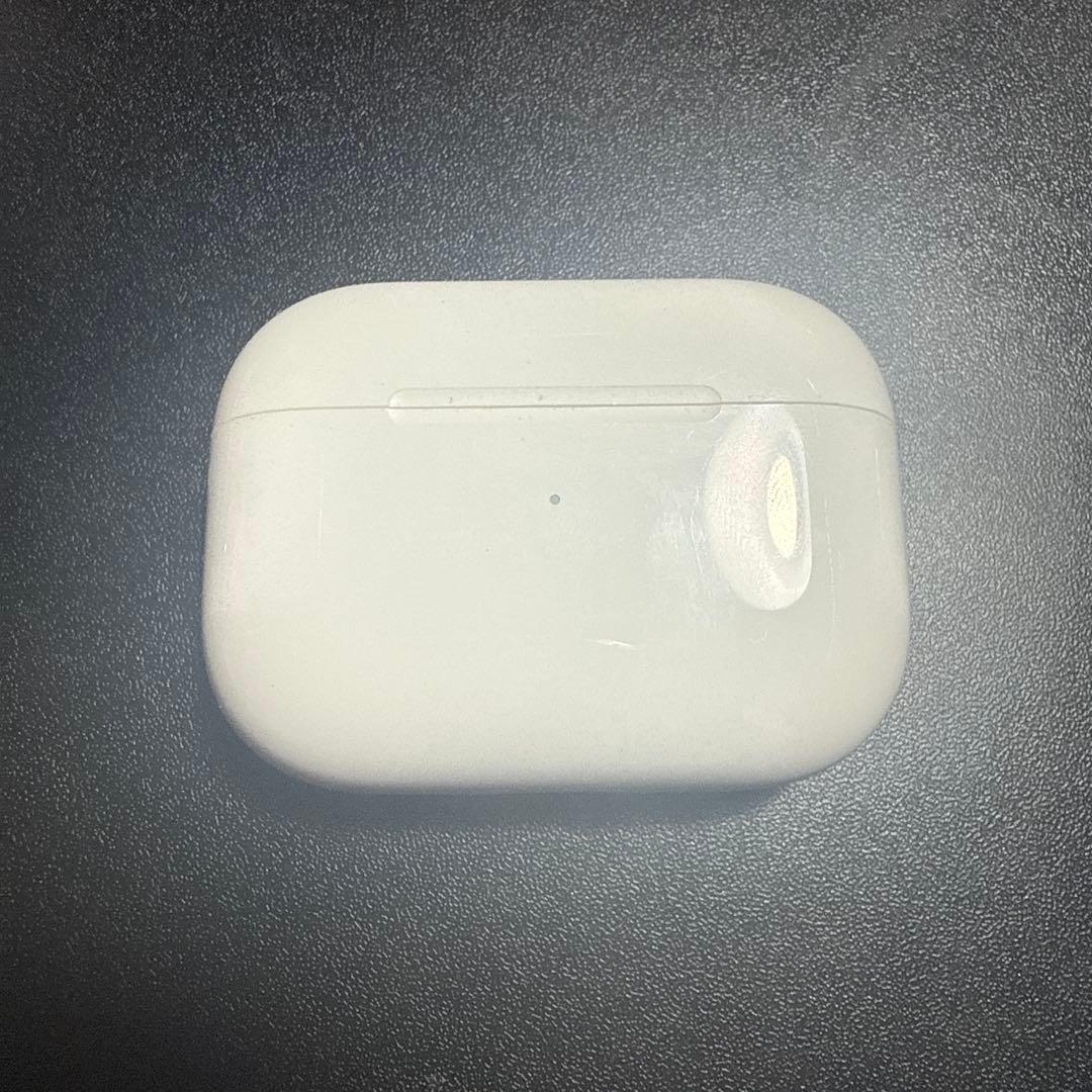 AirPodsPro本体 ワイヤレス充電ケース付き ホワイト