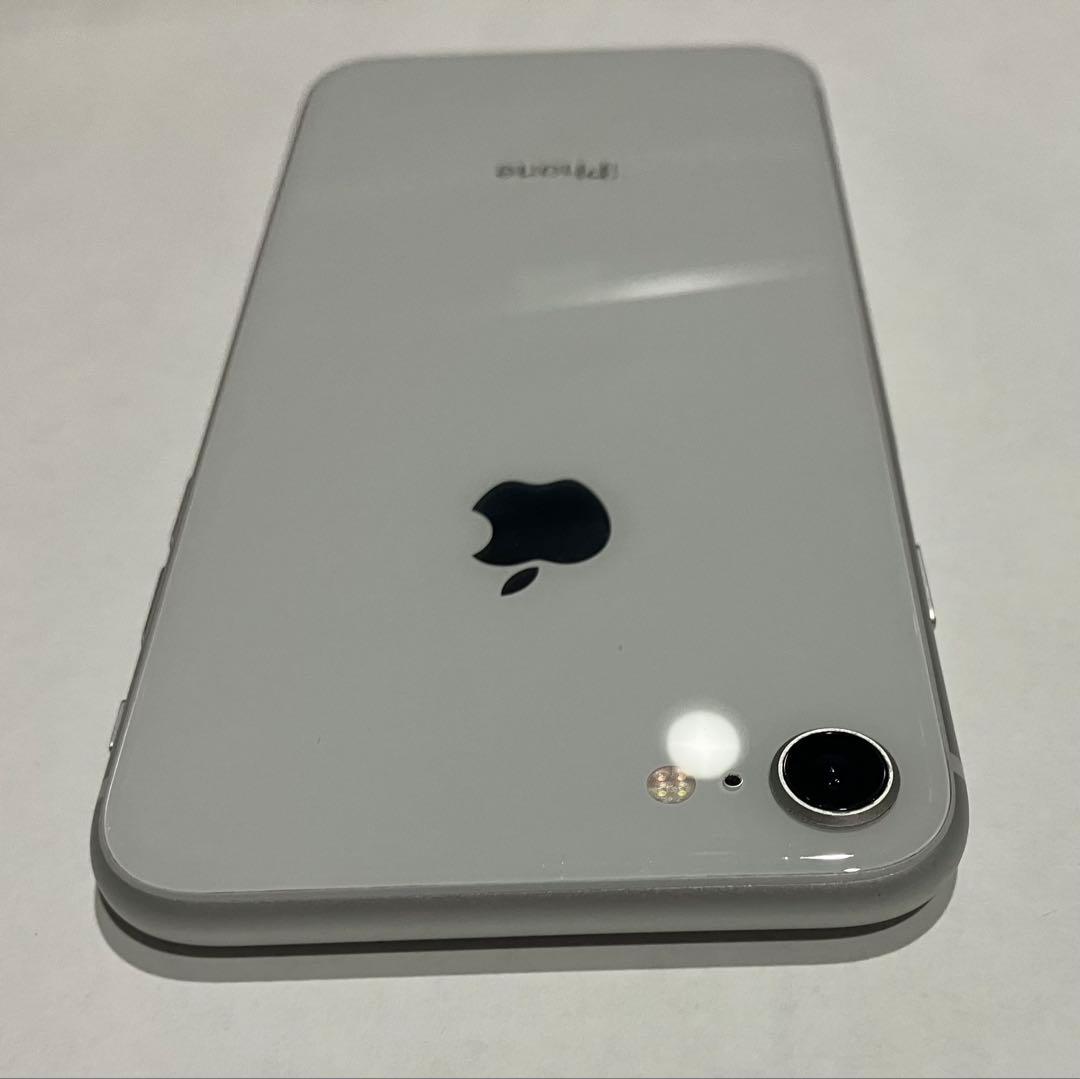 Apple iPhone 8 128GB本体