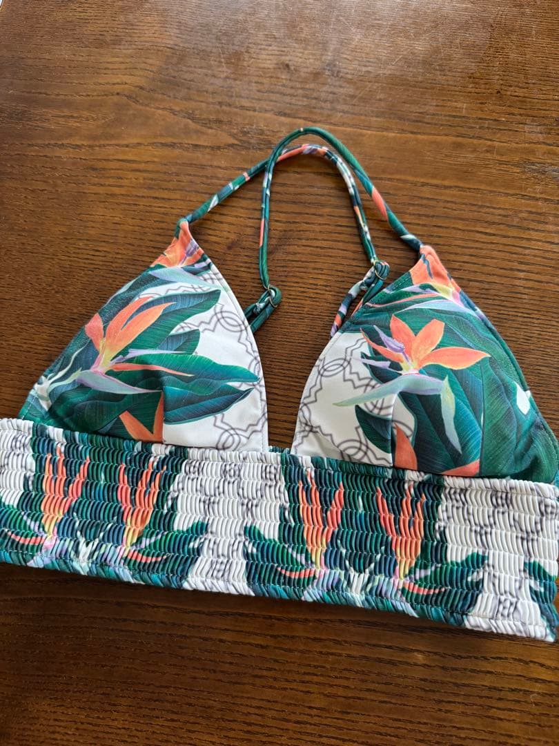 アリシアスタン ビキニ リーフ柄