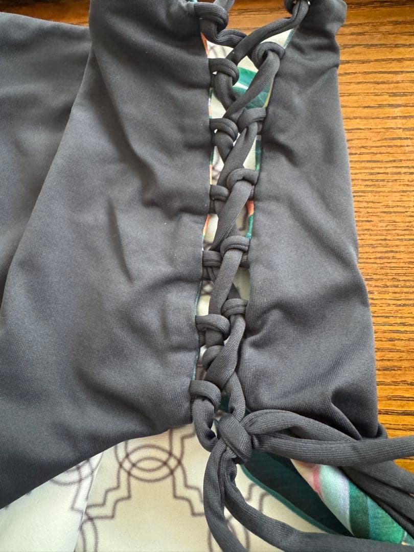 アリシアスタン ビキニ リーフ柄