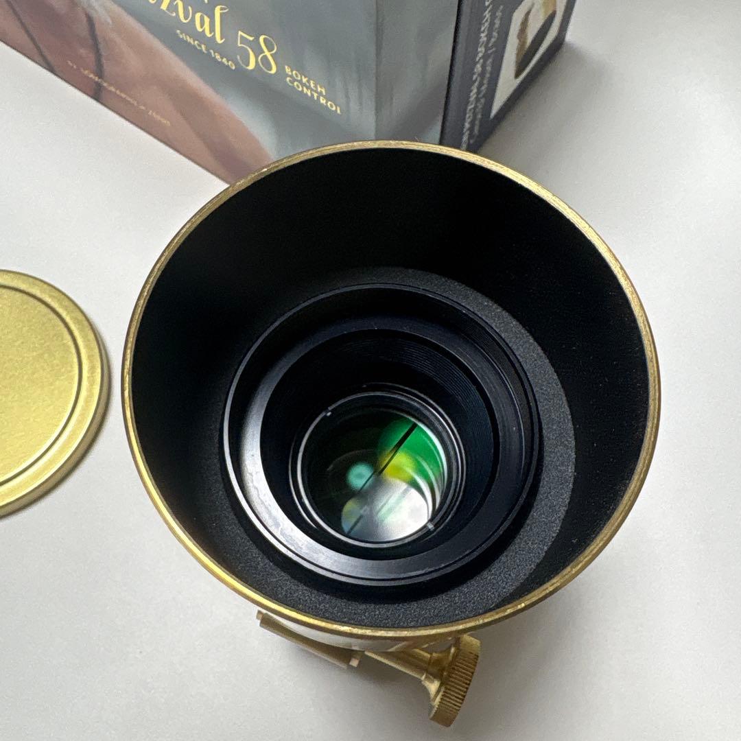 EFマウント　Petzval 58 単焦点レンズ ゴールド
