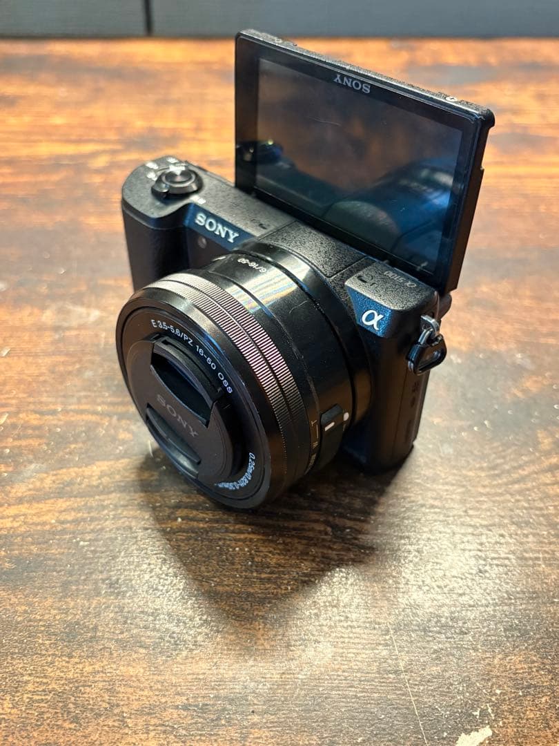 SONY α ミラーレスカメラ 本体＋標準レンズ＋望遠レンズ