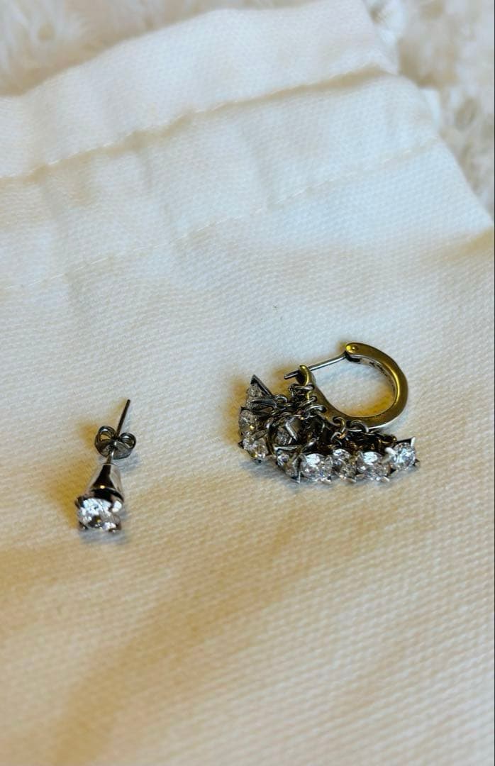 e.m ジルコニアピアス(片耳用) セット