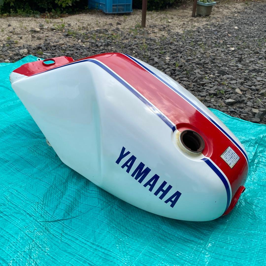 RZ250R YAMAHA ガソリンタンク