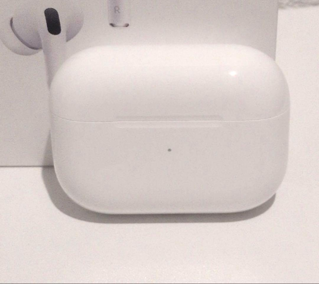 美品 AirPods Pro 第2世代 MQD83J/A