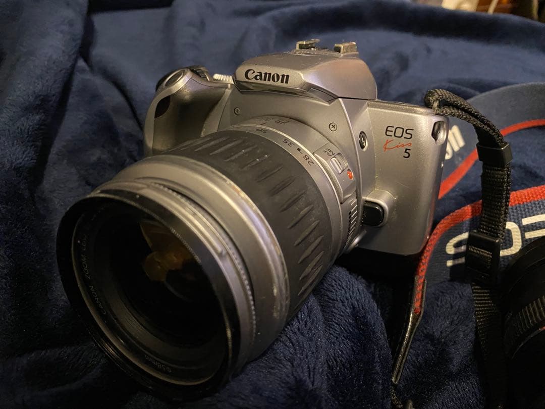 Canon EOS kiss5 一眼レフカメラ 90-300mmレンズ付き