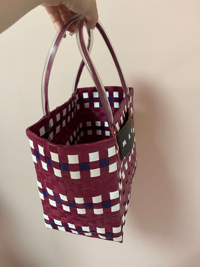 マルニ　カゴバッグ