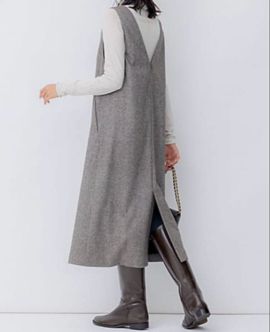 【23区】深Vネック ジャンパースカート｜大人上品｜定価33,000円【美品】