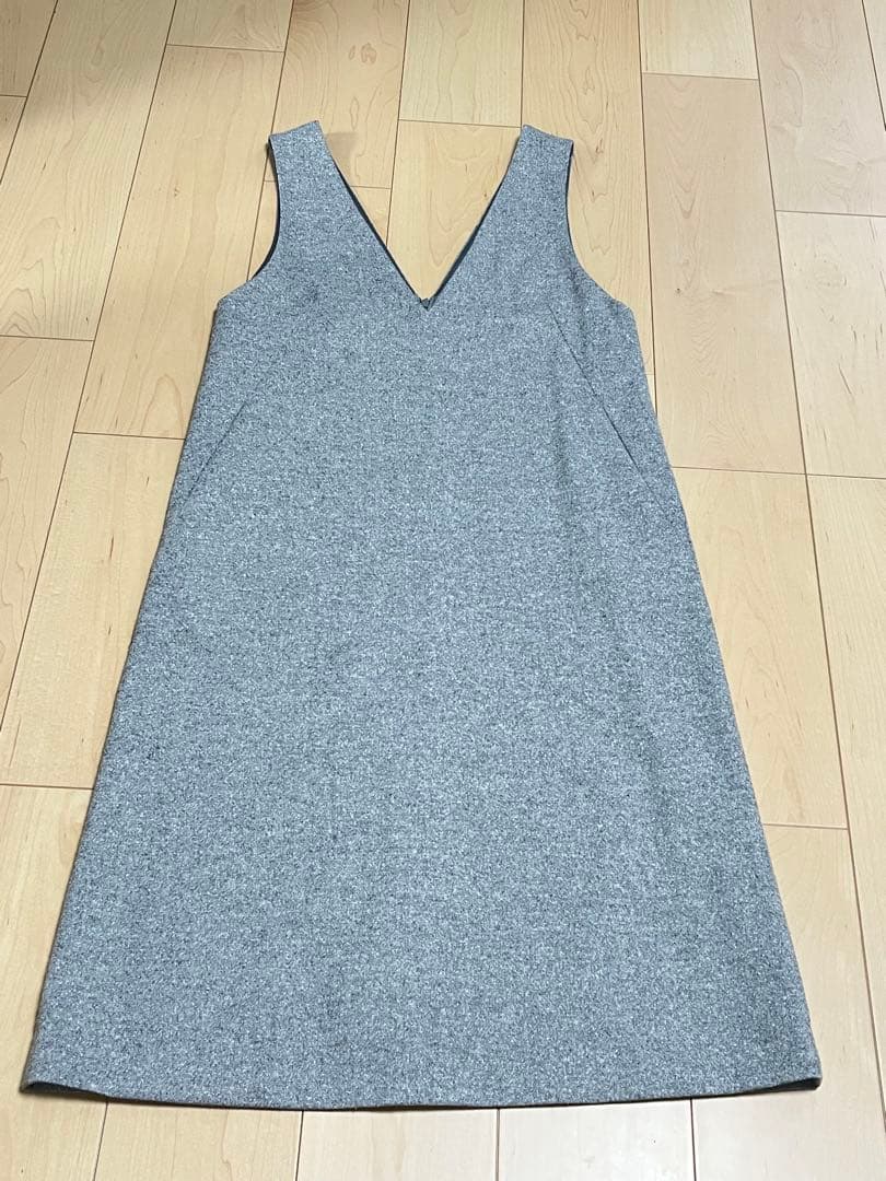 【23区】深Vネック ジャンパースカート｜大人上品｜定価33,000円【美品】