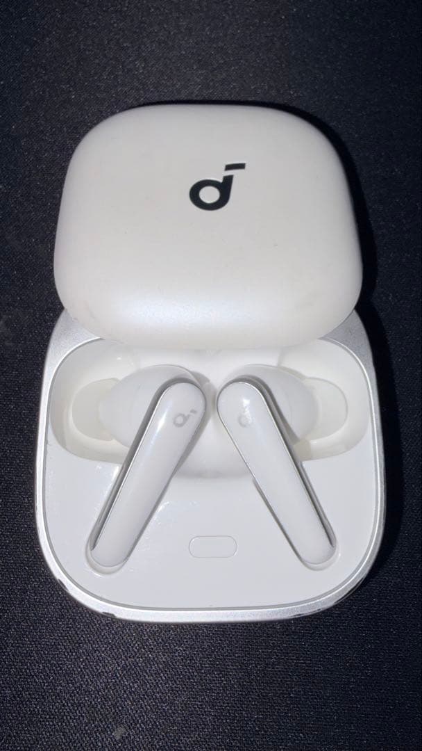 Soundcore Liberty 5 パールホワイト