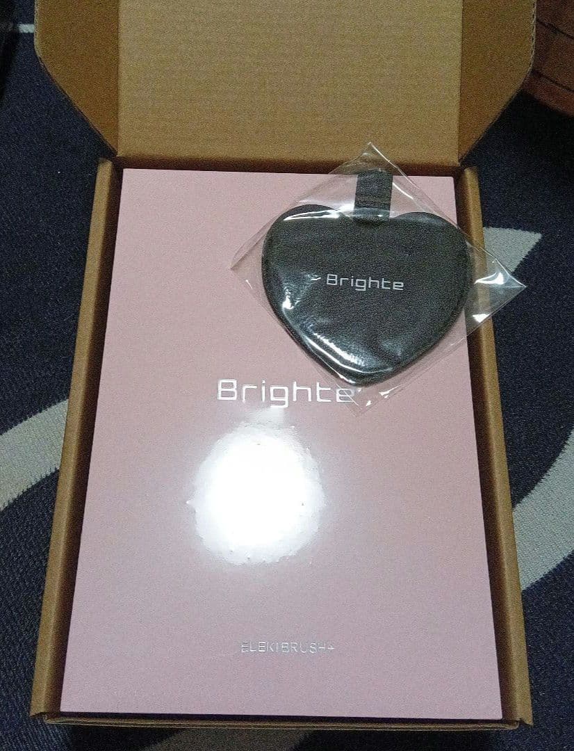 新品・未開封　ブライト エレキブラシプラス　限定ピンク色　ハートミラー付き