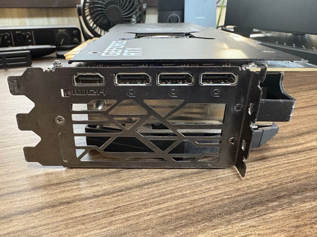 グラフィックボード・グラボ・ビデオカード MSI GeForce RTX 3090 Ti BLACK TRIO 24G