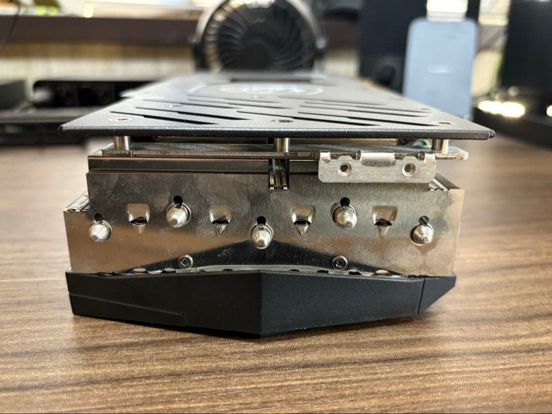 グラフィックボード・グラボ・ビデオカード MSI GeForce RTX 3090 Ti BLACK TRIO 24G